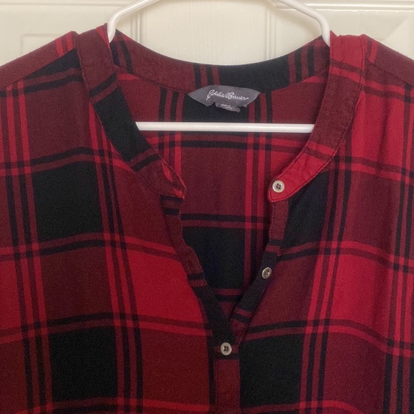 Eddie Bauer Buffalo Plaid Women’s Blouse-WITH POCKETS - Picture 2 of 7